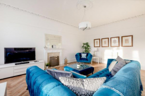 Heart of Edinburgh City Centre 3 Bed Georgian Apt